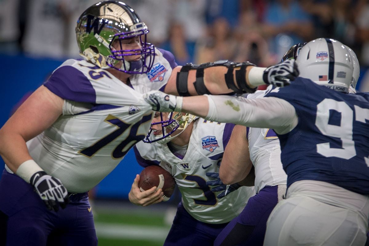 UW's Vita Vea preparing for early entry into NFL draft; Myles Gaskin not so  sure