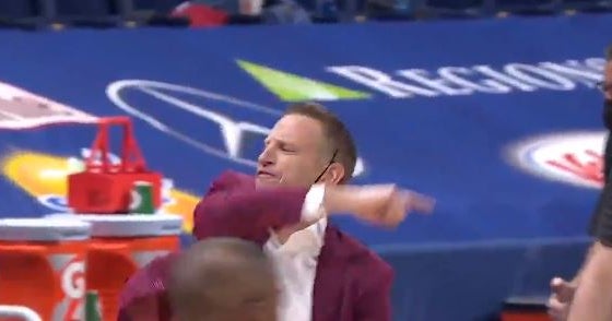 Watch Alabamas Nate Oats Appears To Yell At Lsu After Sec Title Game Win 2098