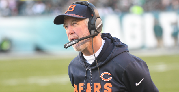 Bears fan trolls head coach John Fox with epic Firefox sign