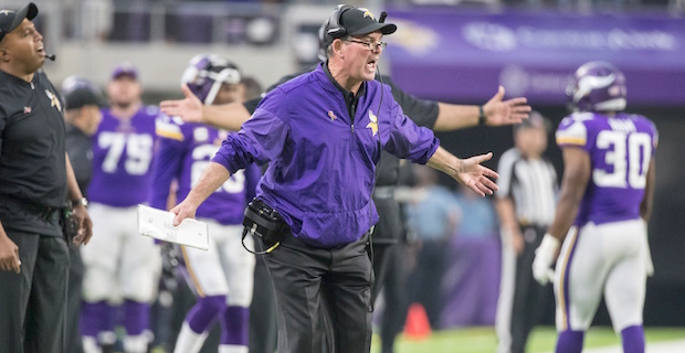 Don Banks: Moss trade blows up in face of Childress, Vikings