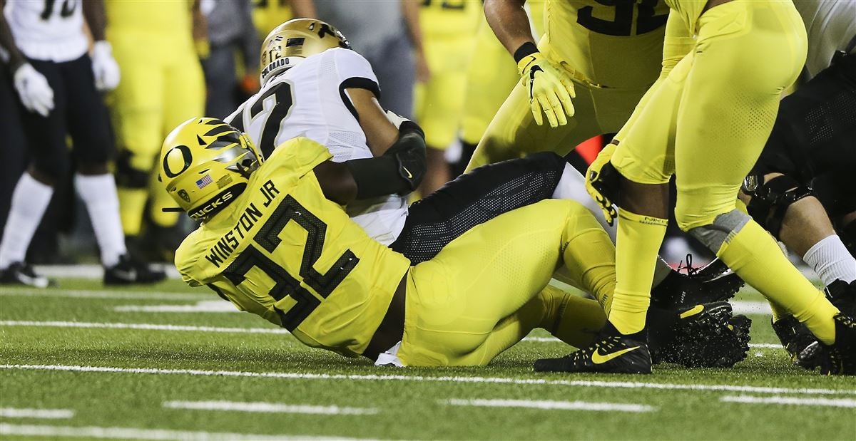 Oregon Ducks offensive lineman Calvin Throckmorton signs as undrafted free  agent with New Orleans Saints 