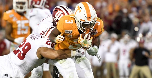 Projecting College Football S Top 25 Rbs For 2020