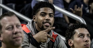 Michigan basketball hosts recruits and alumni for win over OSU Michigan basketball hosts recruits and alumni for win over OSU