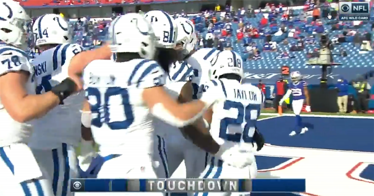 Jonathan Taylor scores first Playoff touchdown of NFL career