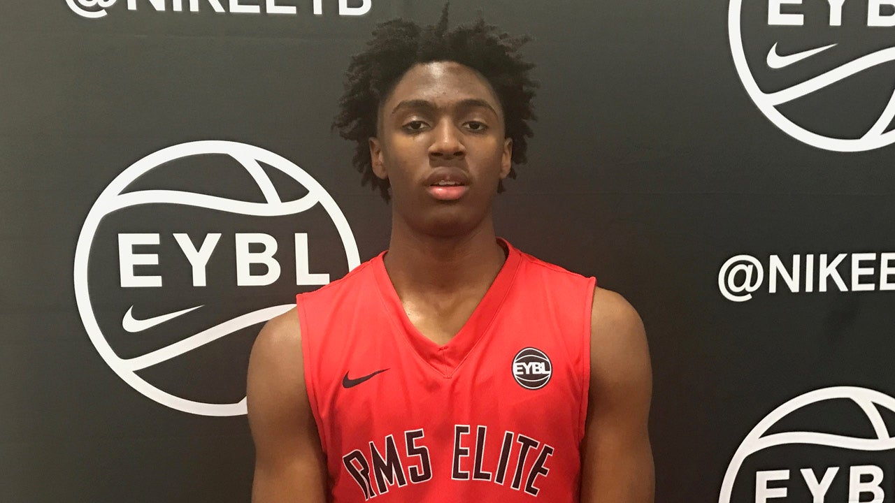 Tyrese Maxey Profile Photos