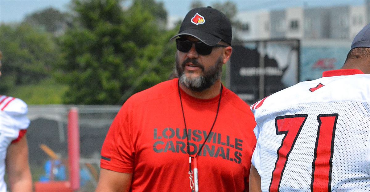 Louisville University Cardinals Football Team Lunch Cold Carry All