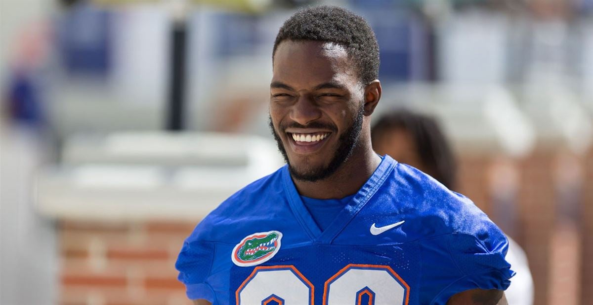 CBS Sports' expert picks nearly split on Gators-Vols game