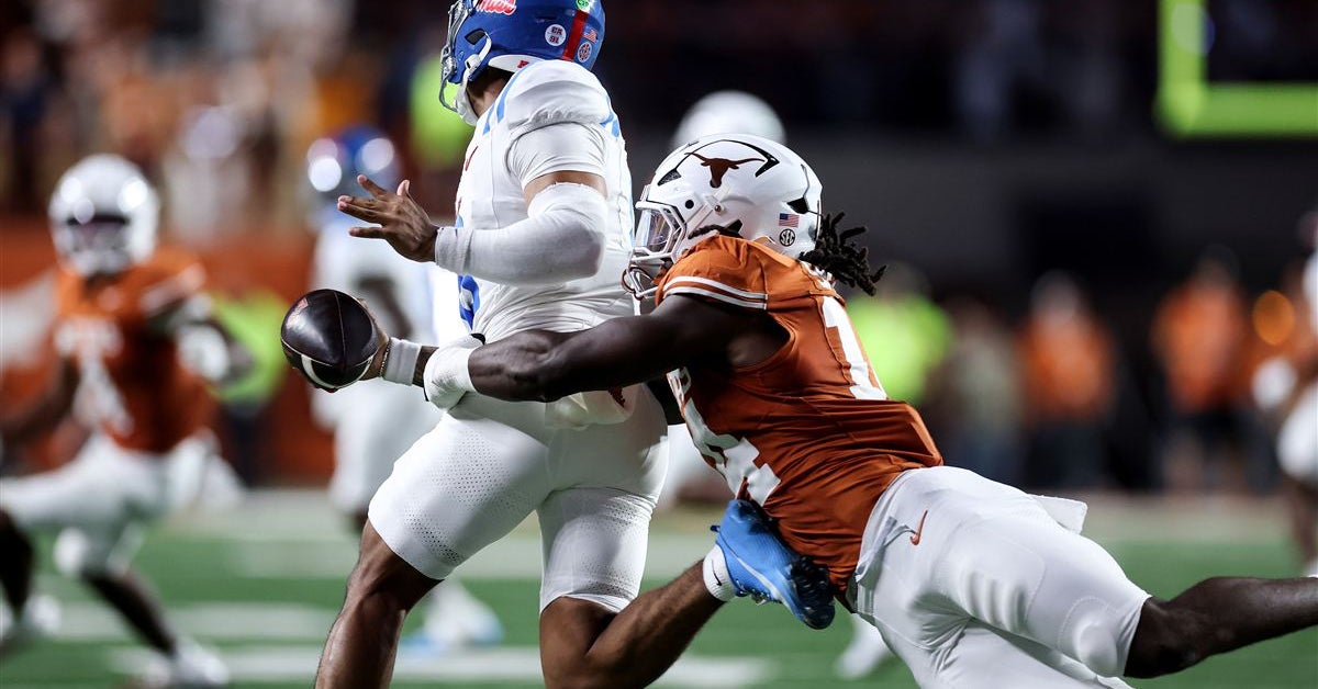 Crunching the Numbers on Texas vs Ole Miss: Why the Longhorns' passive pass rush flummoxed Trinidad Chambliss