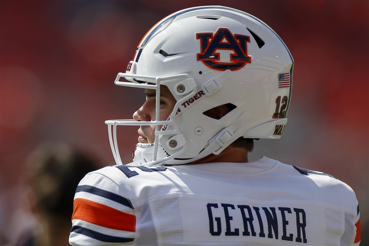 Auburn Football Freshman QB Holden Geriner Announced By Stadium PA ...