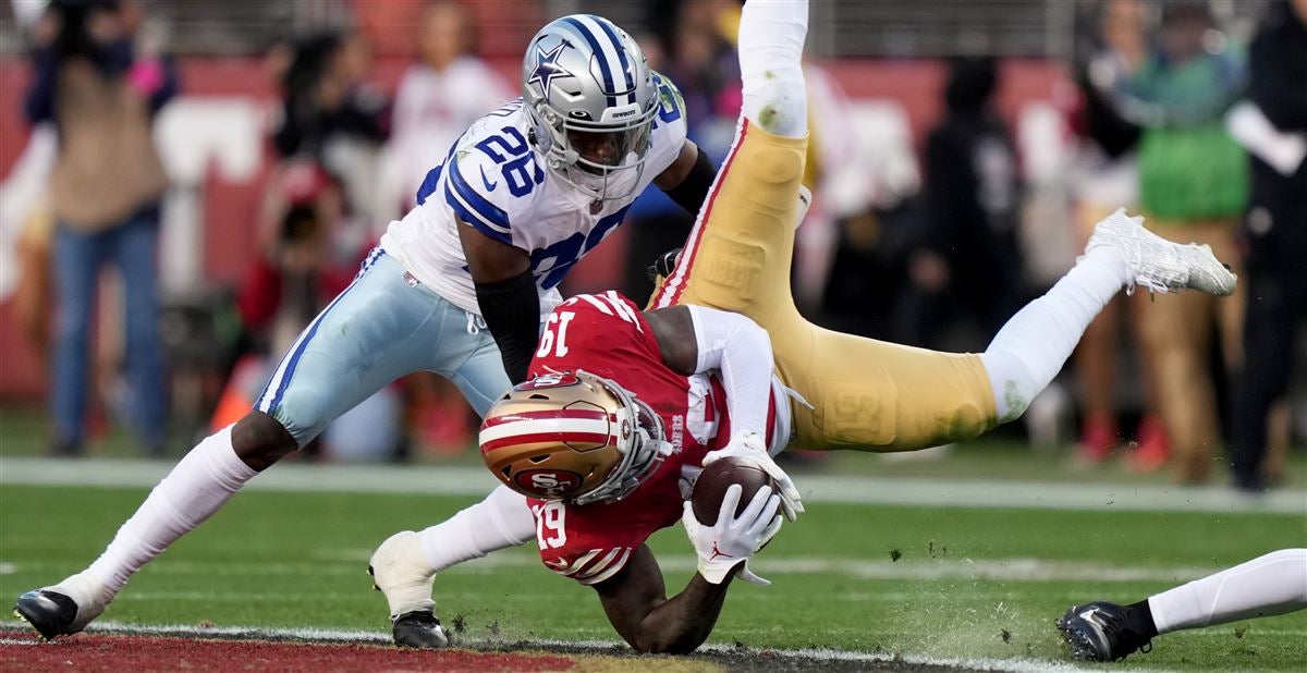 Former Bulldog Bland leads with 11 tackles in Cowboys' loss