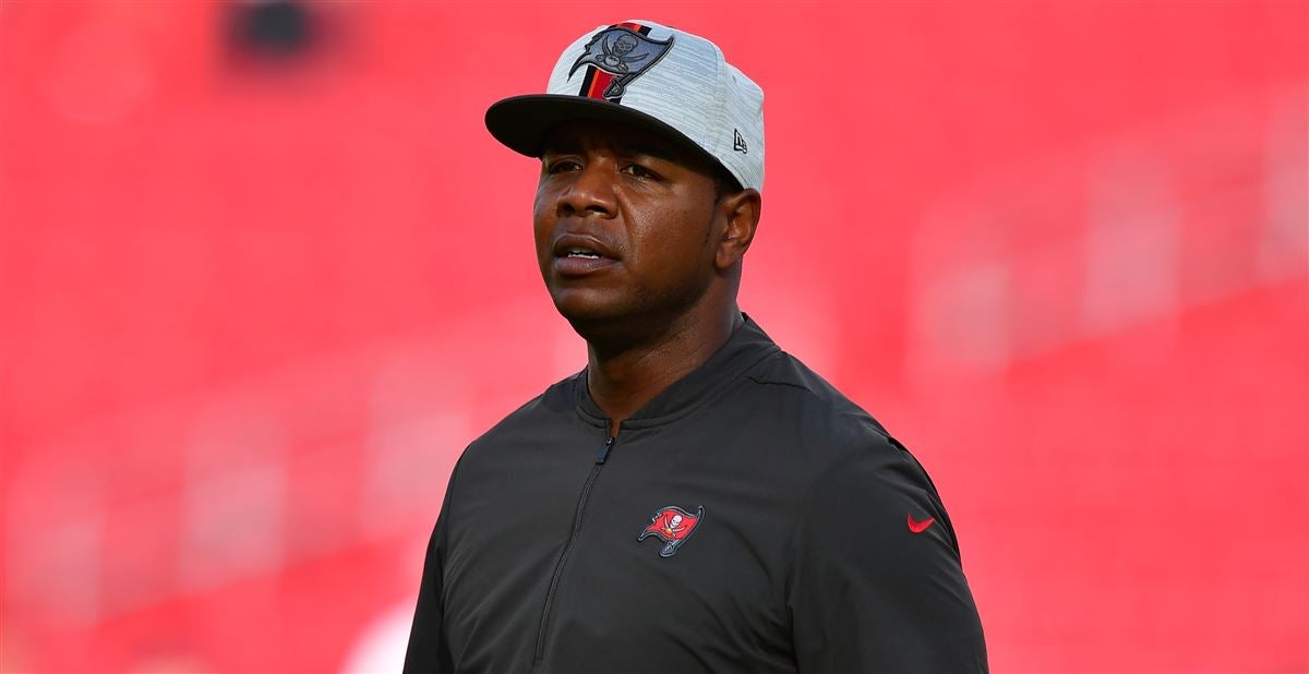 Buccaneers OC Byron Leftwich: 'Disrespectful' to opponents to talk Jaguars  head-coaching job