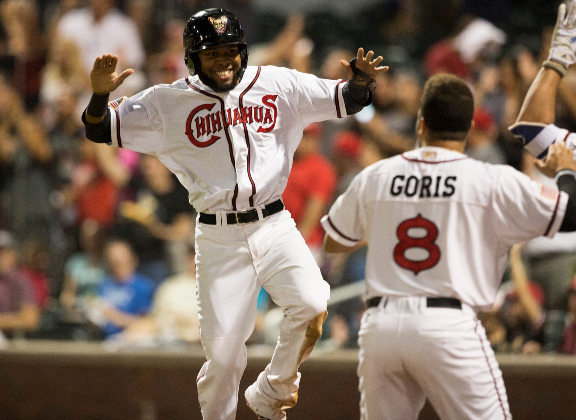 Franchy Cordero's three errors sink Red Sox below .500 - CBS Boston