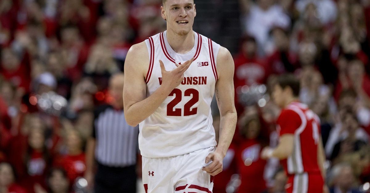 Austin Raup Forward Austin Rapp announces return to Wisconsin Badgers for junior season