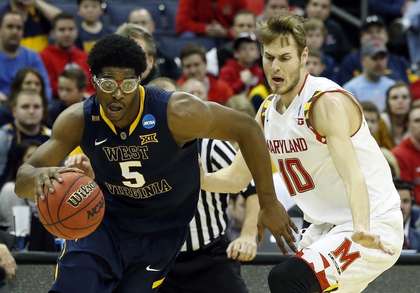 West Virginia Basketball: Mountaineers try to replace Devin Williams