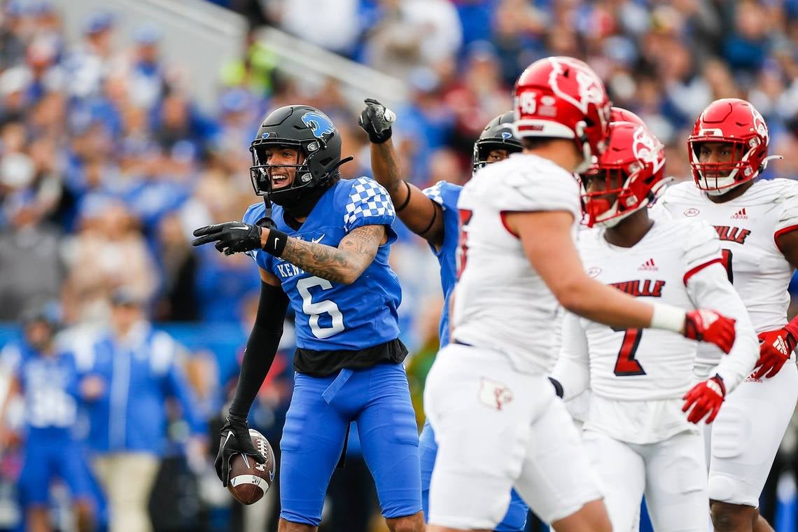 Kentucky releases depth chart for Week 13 at No. 10 Louisville