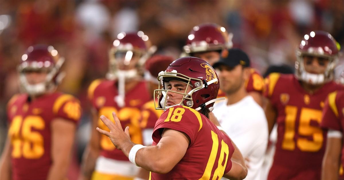 Could QB J.T. Daniels stick with USC for the 2020 season?