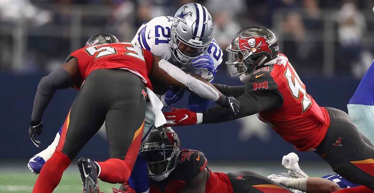 Tampa Bay Buccaneers linebacker Devante Bond (59) during an NFL