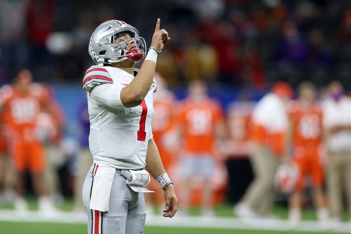 Bears select Ohio State QB Justin Fields with 11th NFL Draft pick