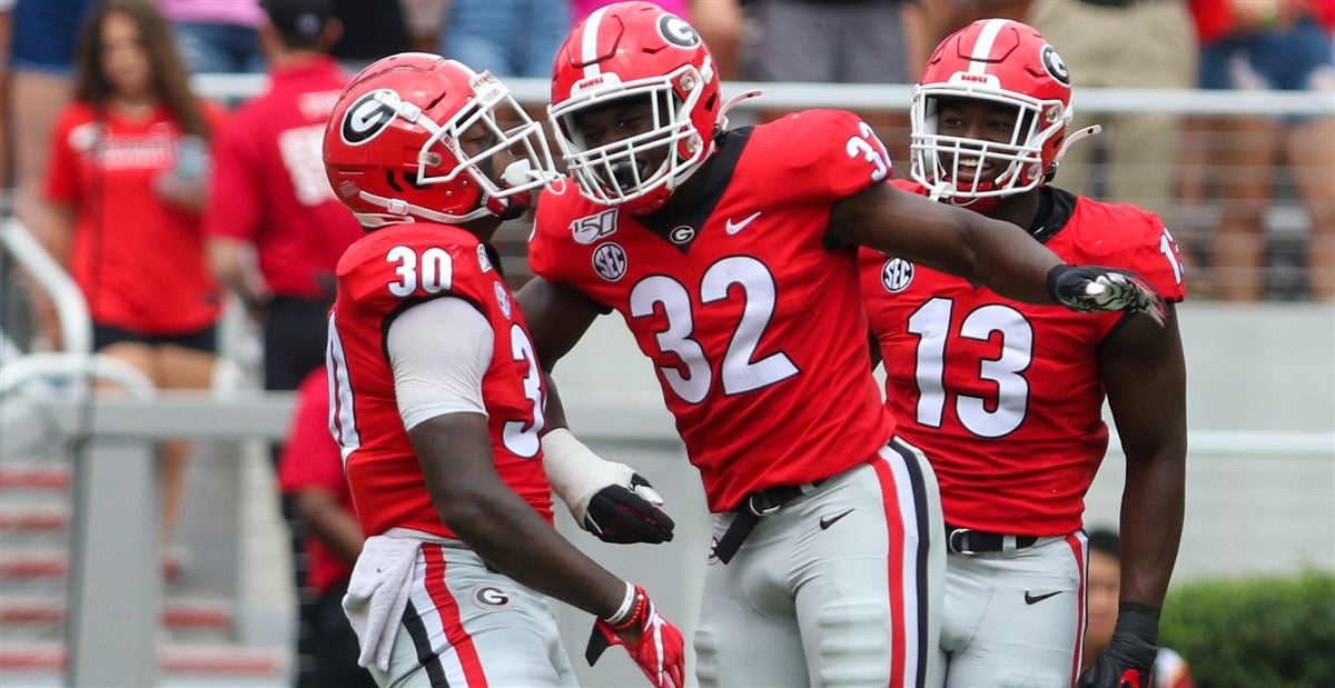 Former NFL scout believes UGA LB Nakobe Dean will be a Pro Bowler