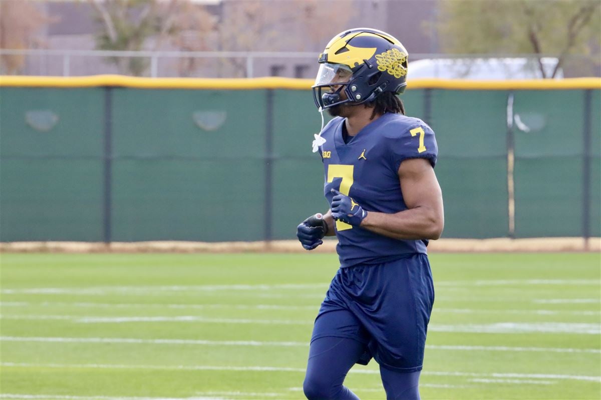 Size, strength, speed: What Michigan is getting in Donovan Edwards - The  Athletic