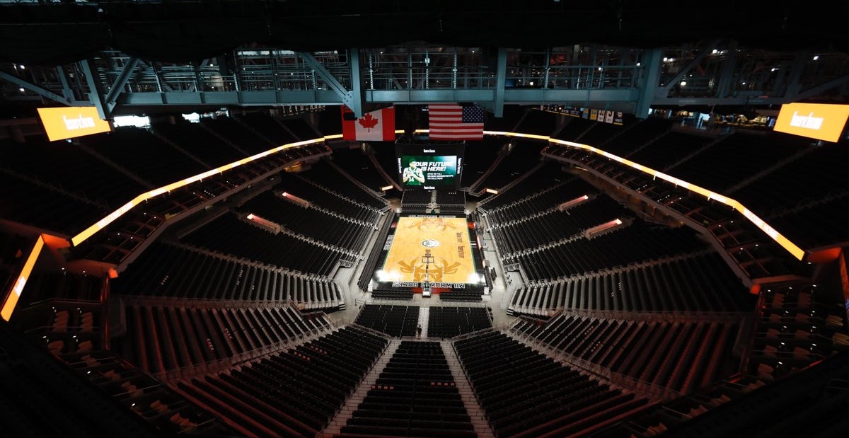 27 Things to Look Out for at the Fiserv Forum during your visit