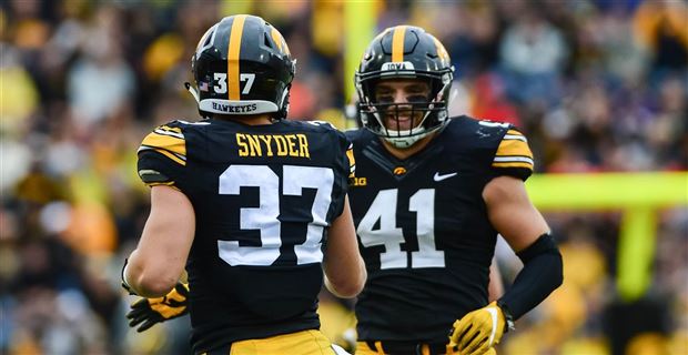 Iowa football: Two Hawkeye rookies have good odds to win OROY