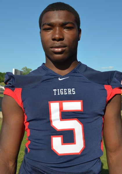 Darrell Henderson 8 South Panola High School Tigers White Football