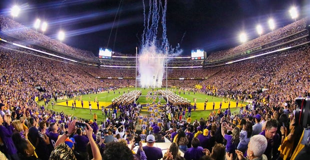 College football's 25 largest stadium capacities for 2023 season