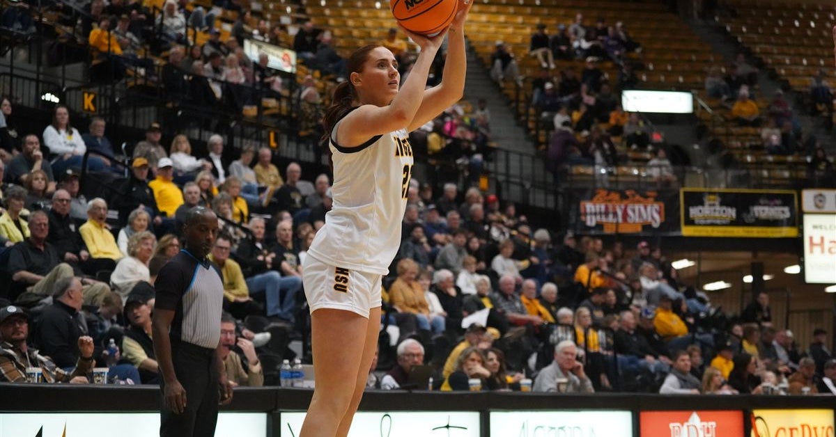 Oklahoma State signs Division II player of the year Talexa Weeter out ...