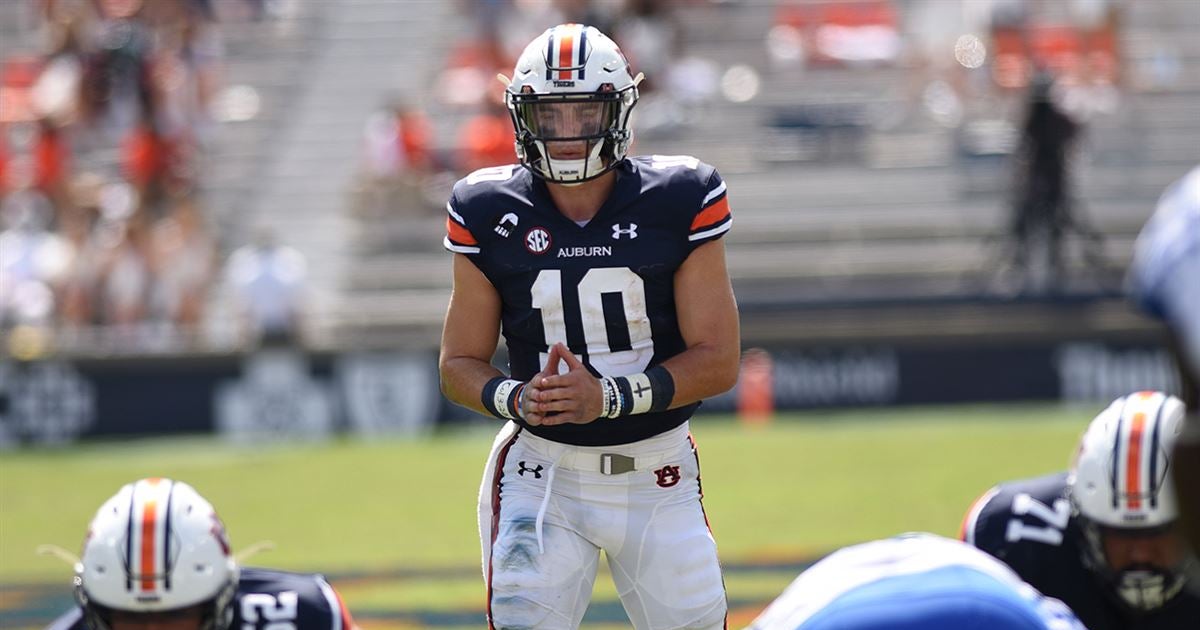 Auburn QB Bo Nix excited about facing Georgia early