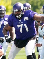 Minnesota Vikings right tackle Phil Loadholt happy to fly under the radar –  Twin Cities