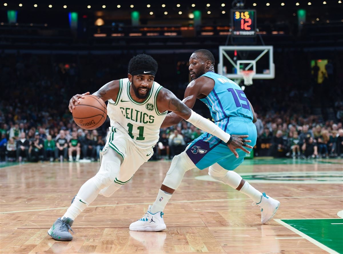 B/R Kicks on X: .@KyrieIrving arrived to Oracle Arena in the