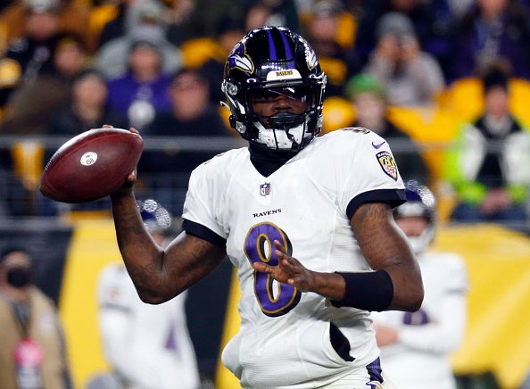 Lamar Jackson: Raven fires back at Chris Simms over OTA claim