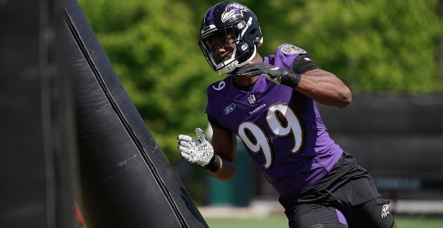 Odafe Oweh Signs Rookie Contract With Baltimore Ravens