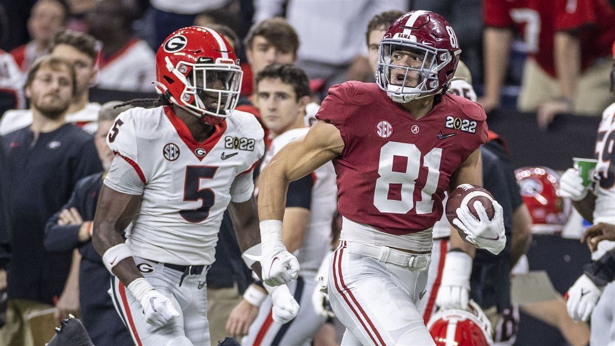 Former Alabama TE Cam Latu visits with Cowboys, 49ers ahead of NFL