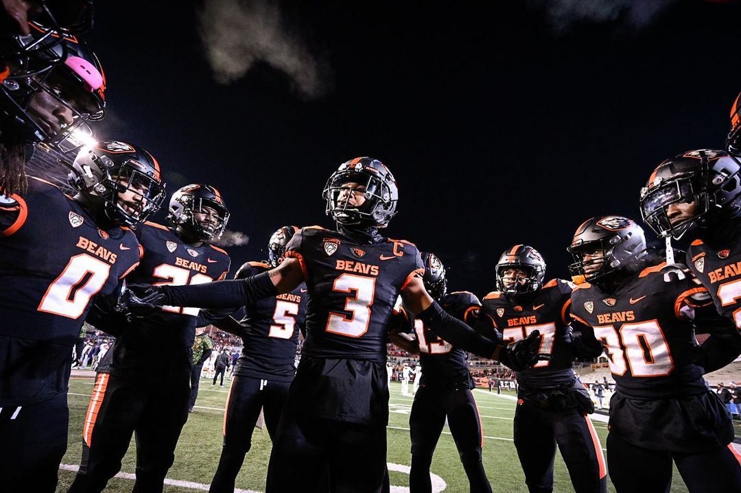 Las Vegas Bowl: How to Watch Oregon State vs. Florida - Building The Dam