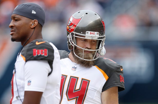 Yarcho's Pick Six: Bucs Defense Implodes vs Chiefs - Bucs Nation