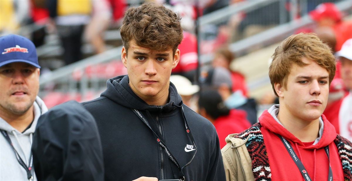 Minnesota Football offers and lands 2023 Illinois defender Matt Kingsbury - Vimarsana News