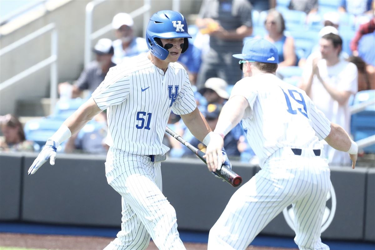 Kentucky bats come alive in elimination game victory over West Virginia