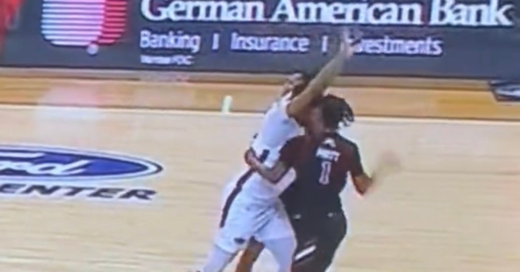 Punch Leads To Three Ejections In SIU Edwardsville Vs Tennessee Martin punch-leads-to-three-ejections-in-siu-edwardsville-vs-tennessee-martin