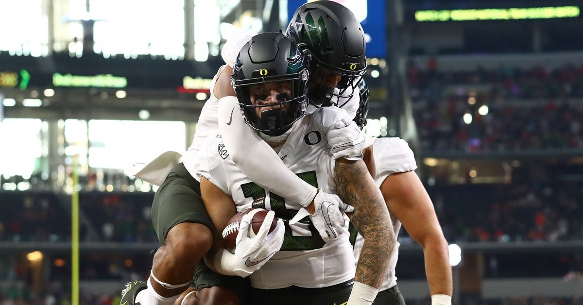 Oregon currently down two tight ends due to injury