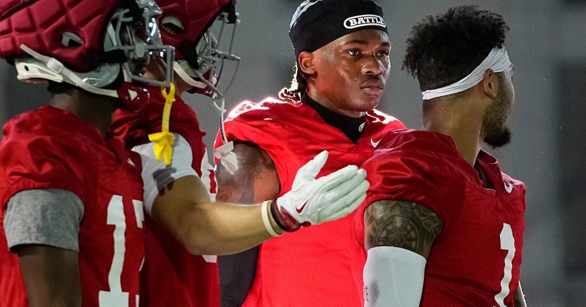 Jeremiah Smith isn’t rushing to the NFL — but he could be first off the ...