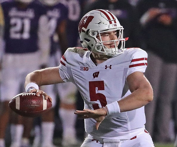 Phil Steele mentions Wisconsin, Washington as his surprise teams in 2021