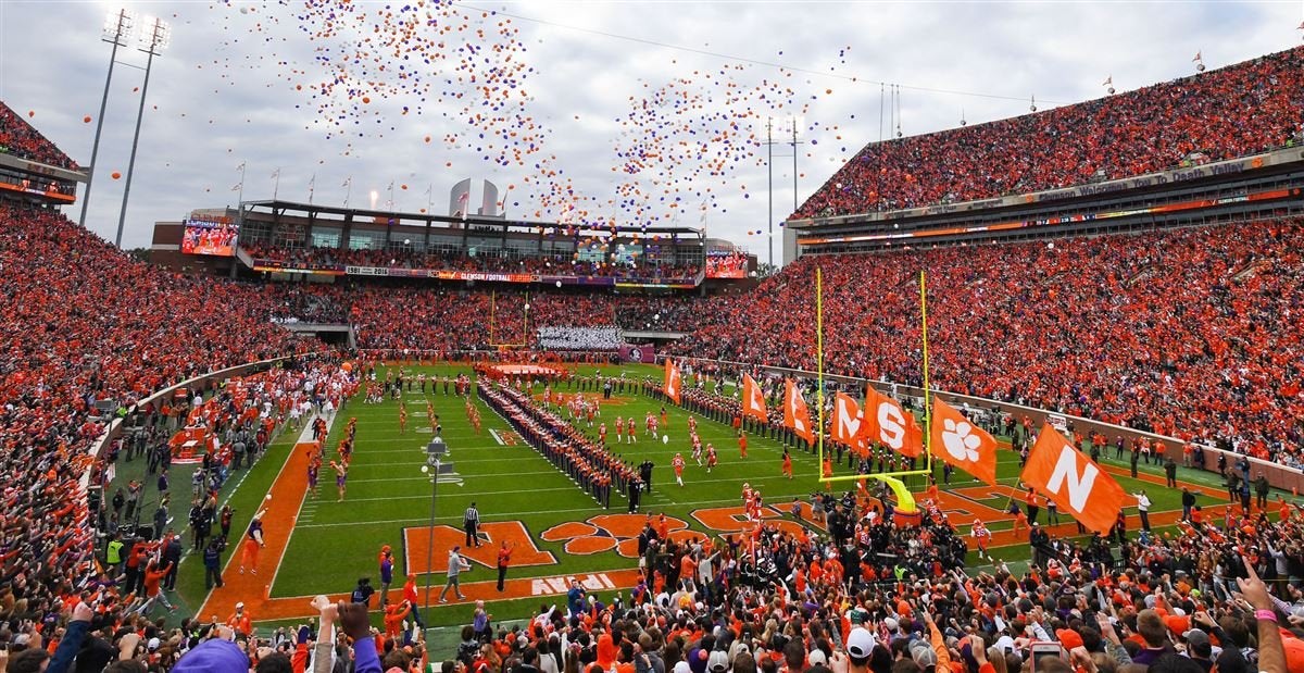 Ranking College Football's 25 Best Stadiums In 2018