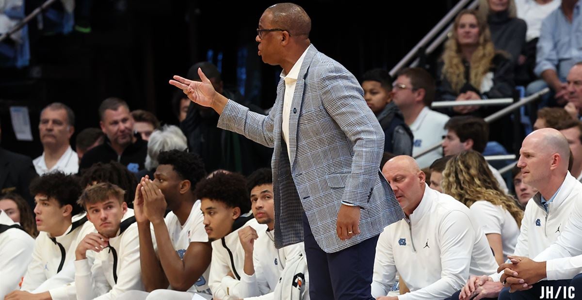 Hubert Davis Live: Managing Minutes off Carolina's Revamped Bench