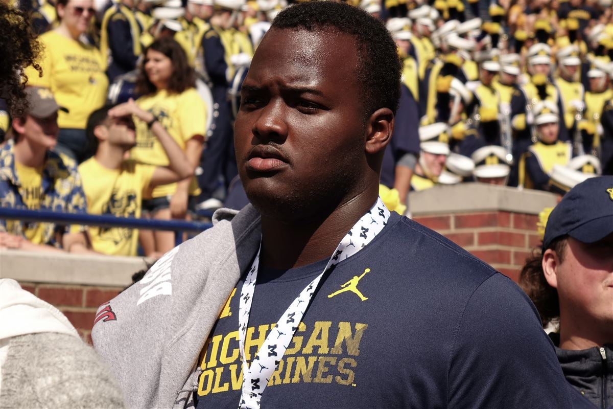 Myles Hinton embracing competition along Michigan's o-line - Maize