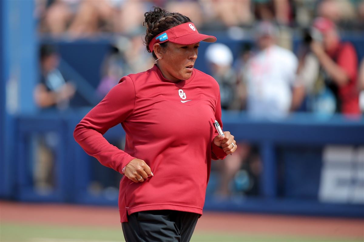 OU pitching coach Jennifer Rocha Named NFCA Assistant Coach of the Year