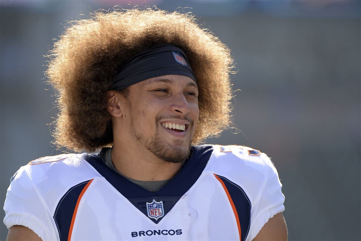 Former Denver Bronco Phillip Lindsay inks a deal with the Texans