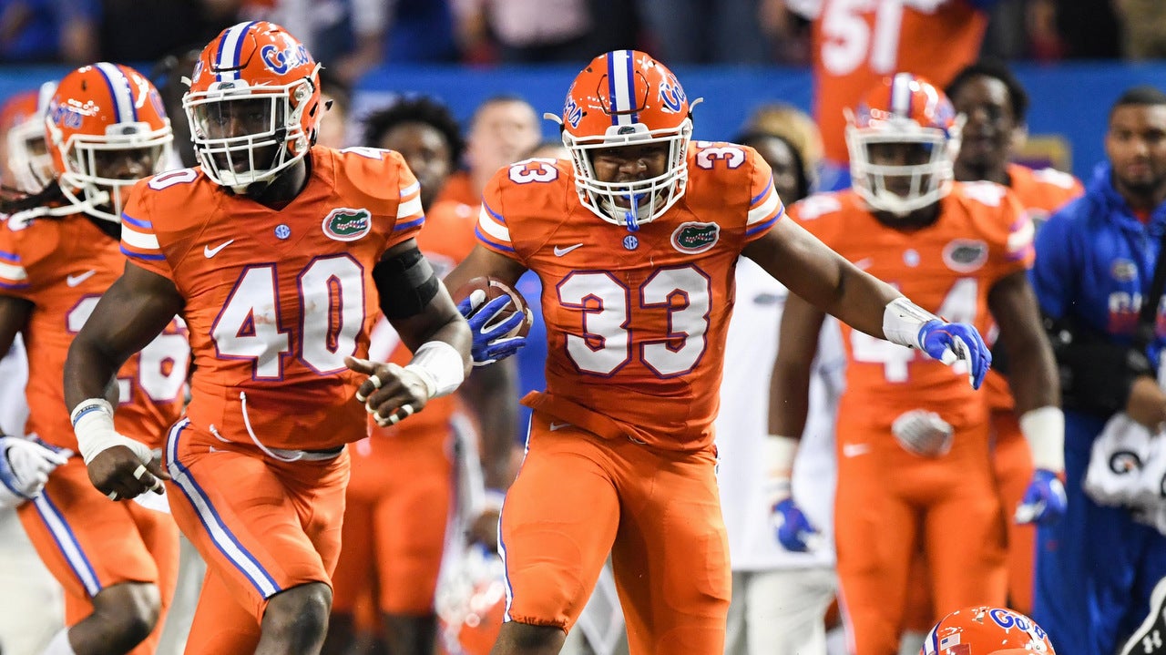 Gators' Outback Bowl uniforms