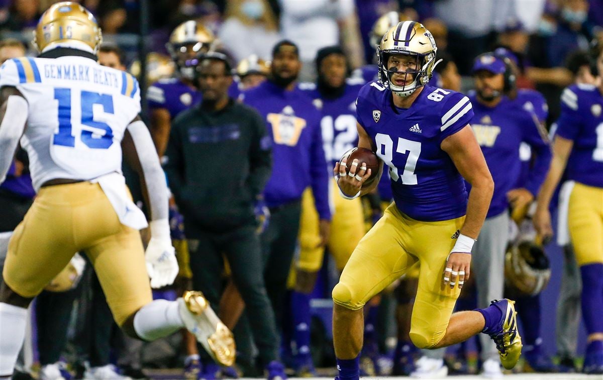 UW tight end, Tumwater product Cade Otton drafted by Tampa Bay